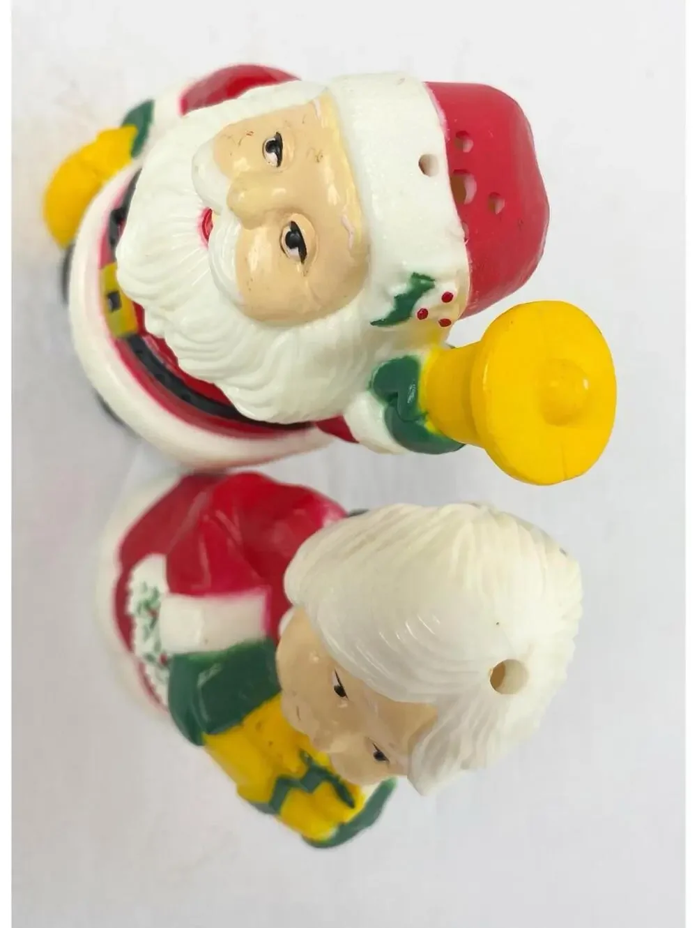 Vintage- 1986 McCrory Corp Mr. and Mrs. Claus Salt and Pepper Shakers